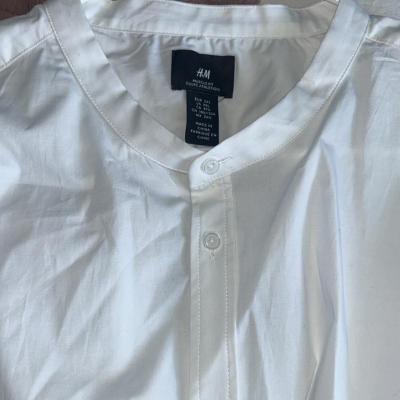 White muscle fit button up - Picture 4 of 4